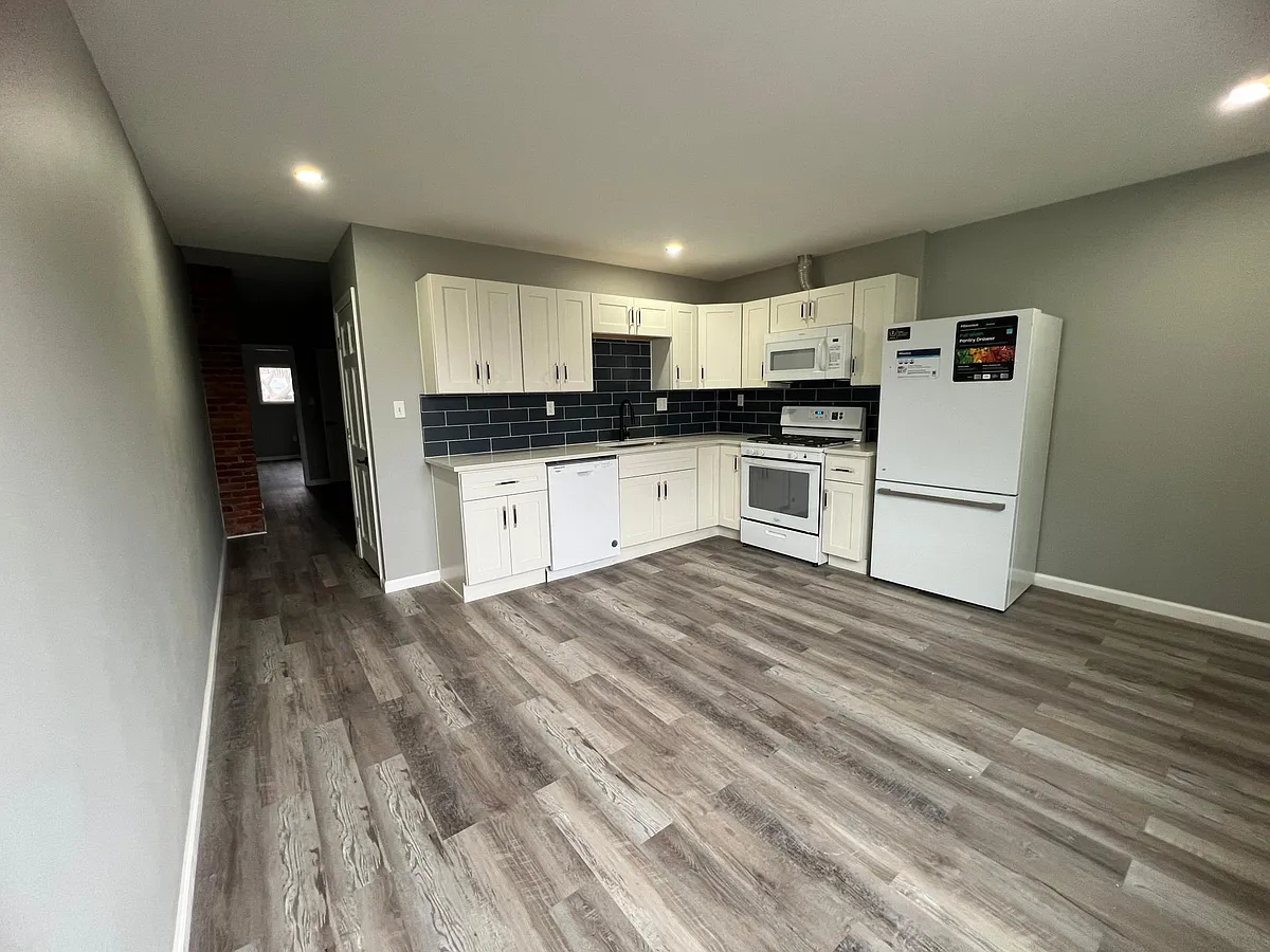 Building Photo - 3710 Mintwood St #1