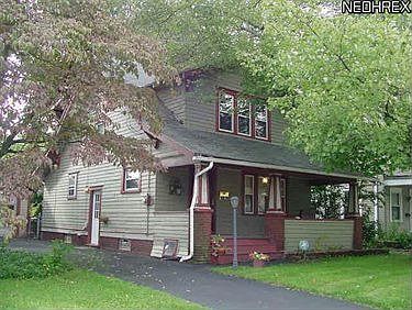 2nd image of 870 S Hawkins Ave