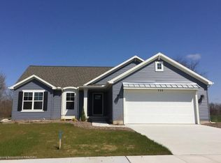 730 Skyview Trl, Ionia, MI 48846