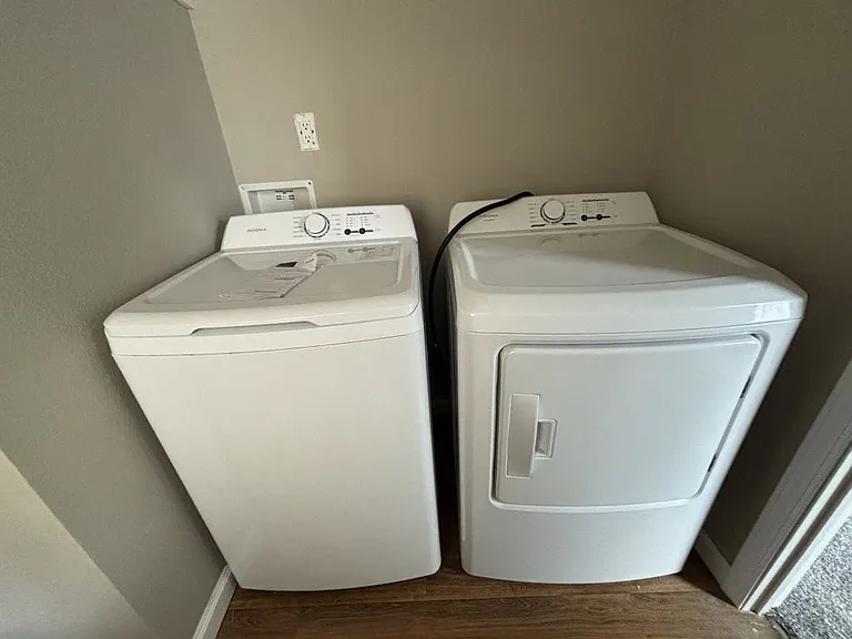 17 Kimberly Ct #405 — Photo 12