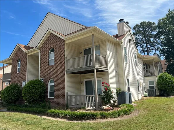 532 Pineland Cir APT 203, Newport News, VA 23608
