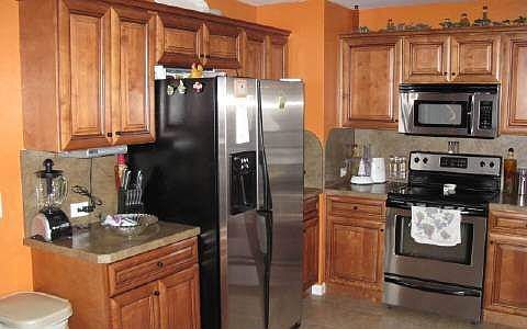 3rd image of 709 NW Palm Dr