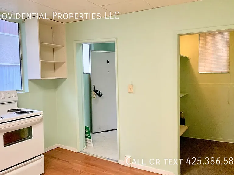 2468 S College St #B — Photo 4