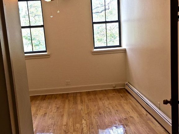 5th image of 37 Cambridge Pl APT 3