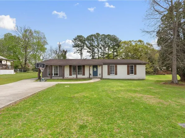 10551 Pine Road, Grand Bay, AL 36541