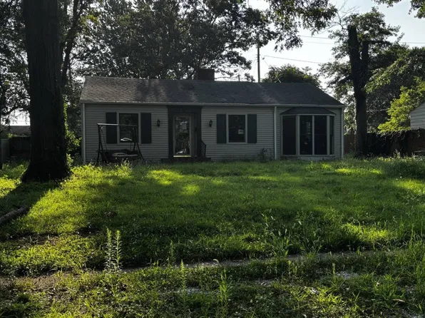 3021 N 11th St, Terre Haute, IN 47804