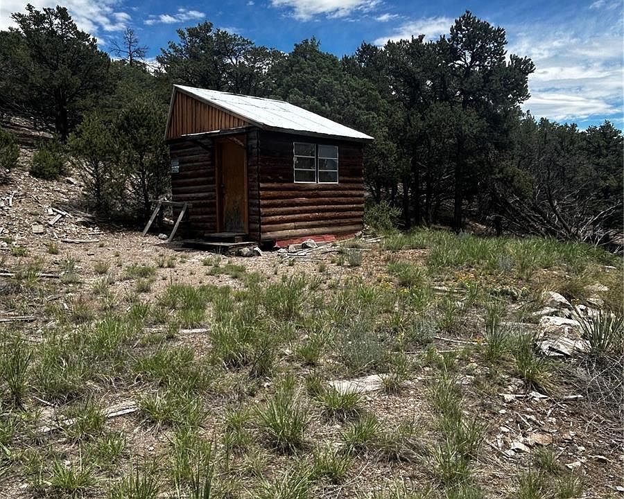 1st image of 1880 Copper Gulch Road
