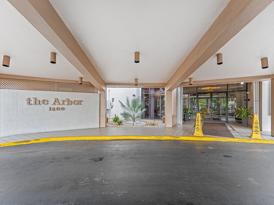 1st image of 1400 Saint Charles Place #616