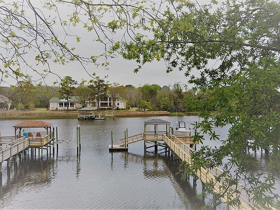 2nd image of 2806 E Yacht Drive