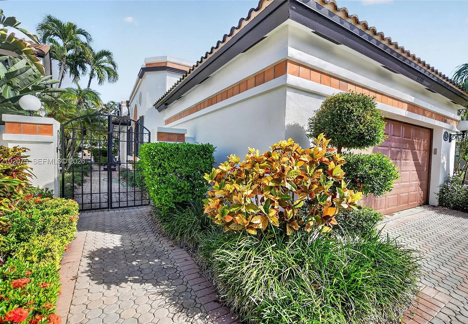 Villa Flora At Boca Point — Photo 2