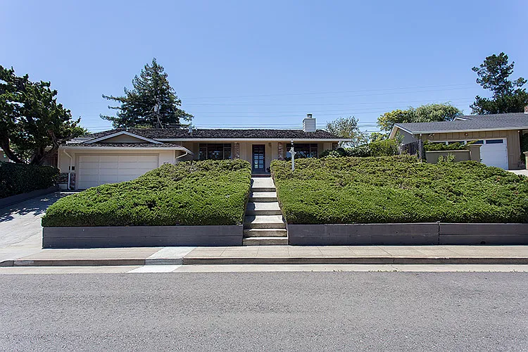 919 W Hillsdale Blvd photo 1