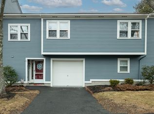 9 Russell Dr #2C, Salem, MA 01970