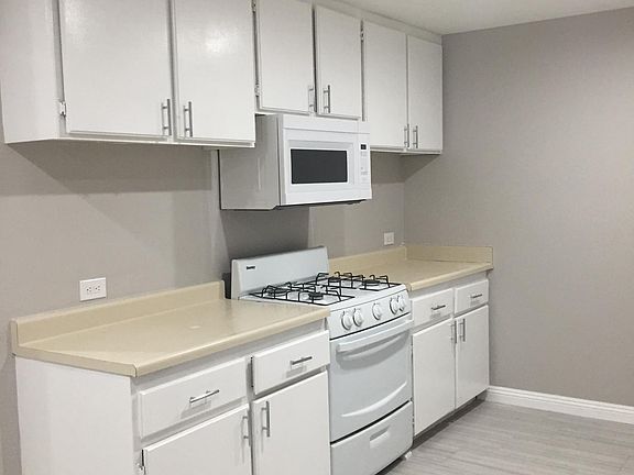 4th image of 5112 Oakland St #7