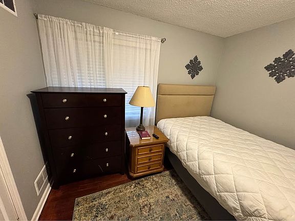 Furnished Bedroom number 3