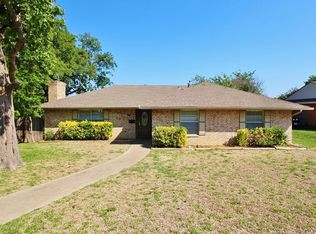 505 Highlands Dr, Desoto, TX 75115
