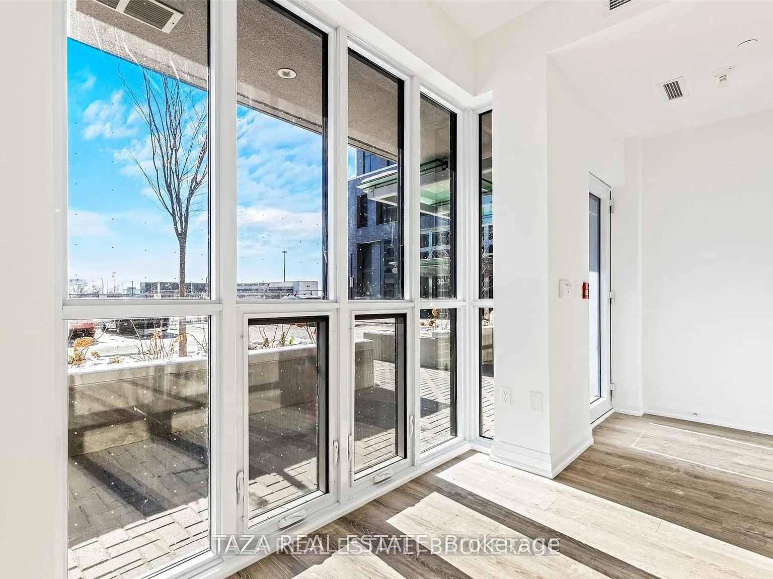 4 bed, $3,850 — Photo 3