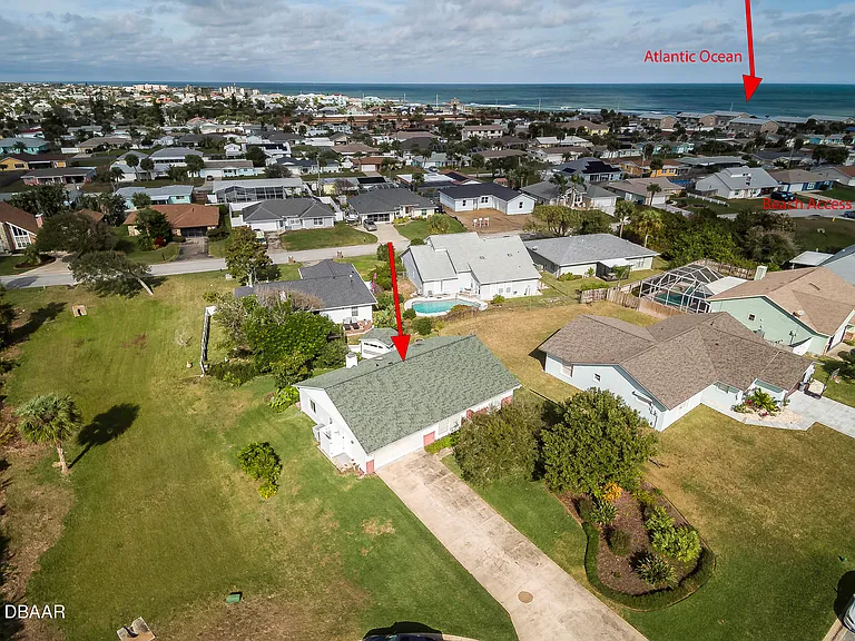145 Riverwalk Ct — Photo 2