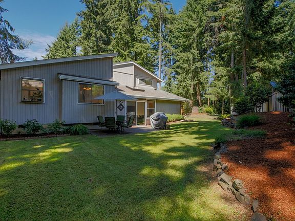 4th image of 3611 12th Avenue Ct NW