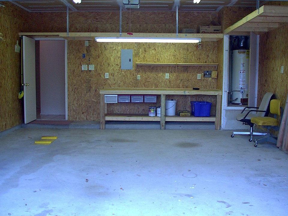 Garage 2004