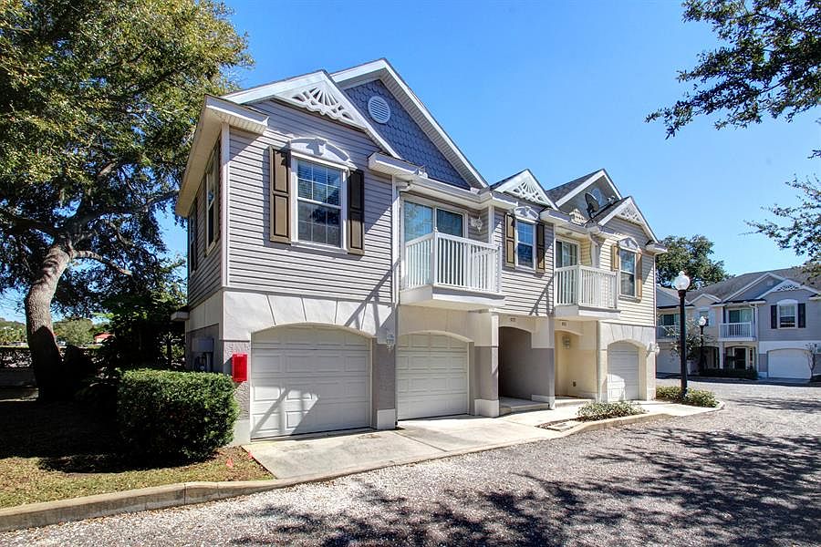 1st image of 973 Wellington Ct