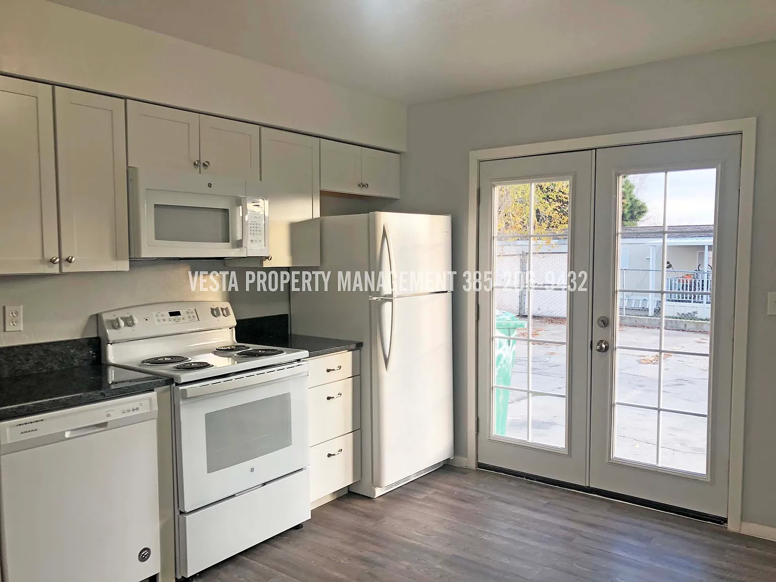 3 bed, 1.5 bath, 1200 sqft, $1,145 — Photo 4