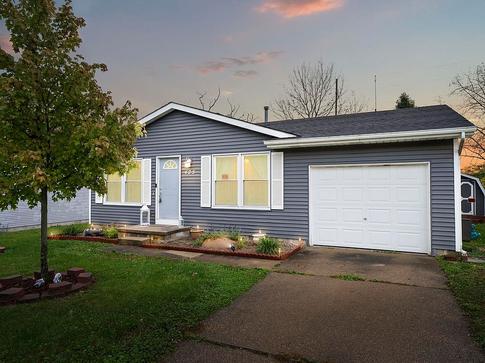 1st image of 425 Arrowhead Ct