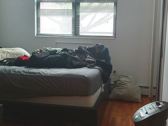 4th image of 701 Grand St #2