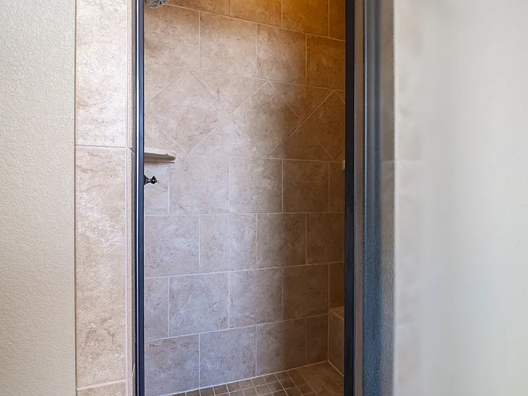 5329 Bella Pl — Photo 21