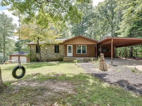 704 Wilma Ave, Hohenwald, TN 38462