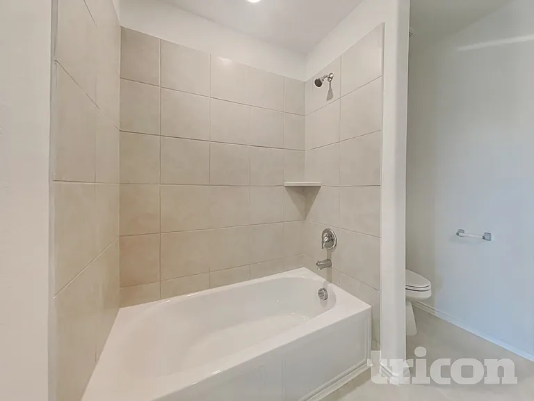 700 Odlozil Ln — Photo 11
