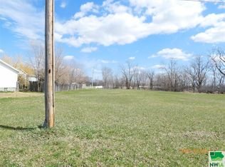S 17th St #9, South Sioux City, NE 68776
