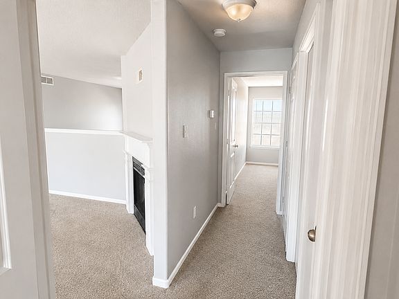 5th image of 306 Colony Ct
