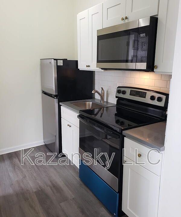 1st image of 5625 Sprague St Floor 1