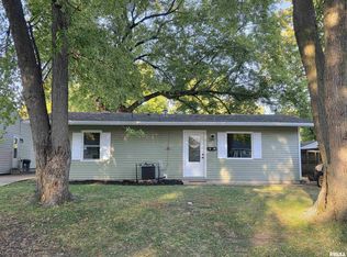 3520 Ivanhoe Dr, Springfield, IL 62703