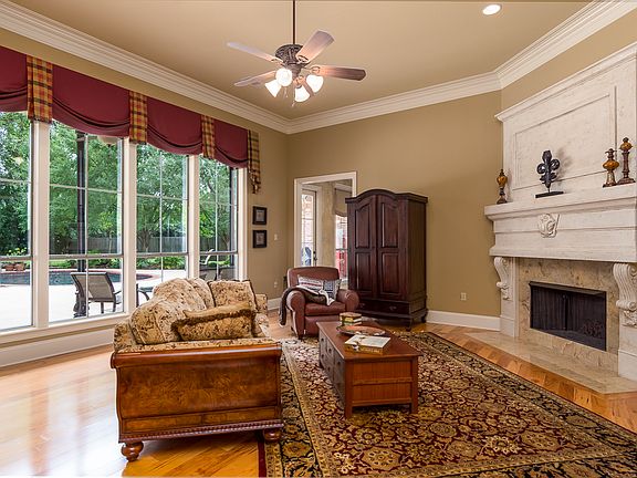 5th image of 36154 Bluff Oaks Ave