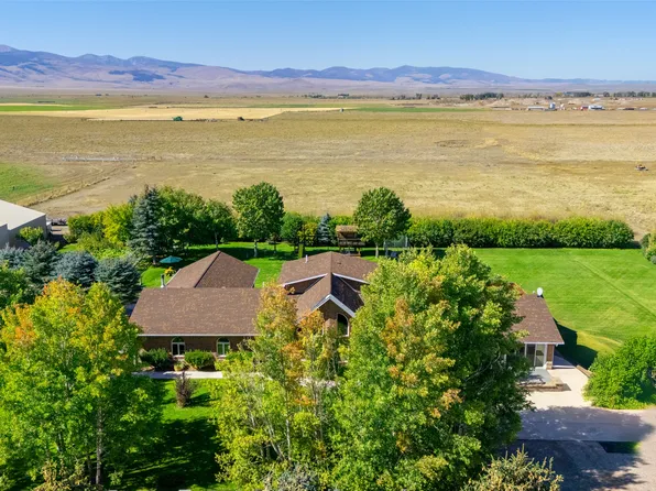 44 Shearer Rd, White Sulphur Springs, MT 59645