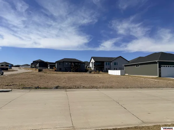 10720 Century Ln, Lincoln, NE 68527