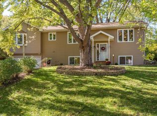 4061 Oregon Ave N, New Hope, MN 55427