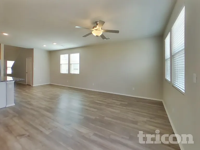 3517 Stride Ln — Photo 4
