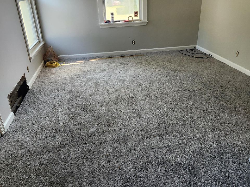 2nd image of 858 Seward Ave