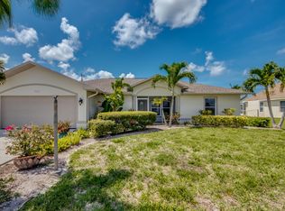 1808 Beach Pkwy W, Cape Coral, FL 33914
