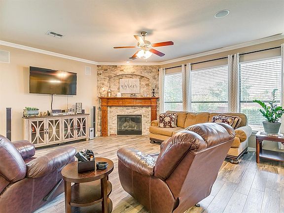 5th image of 15453 Landing Creek Ln
