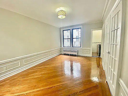 4th image of 73 Eastern Pkwy APT 2D