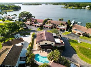 385 NW 14th Pl, Crystal River, FL 34428