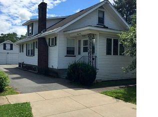 31 Gardner St, Whitesboro, NY 13492