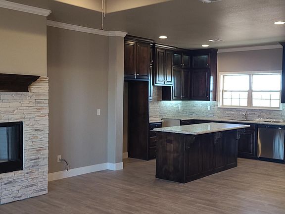 4th image of 17276 Weatherby Ln