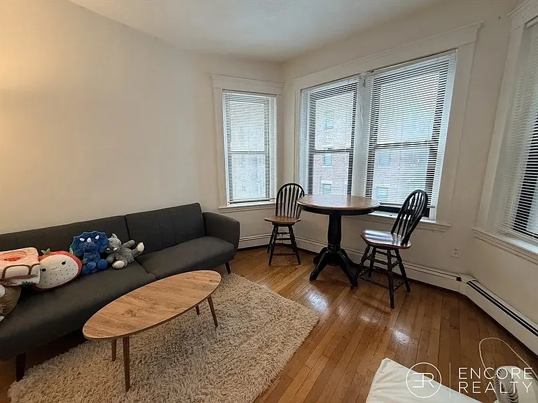 451 Park Dr #2M — Photo 2