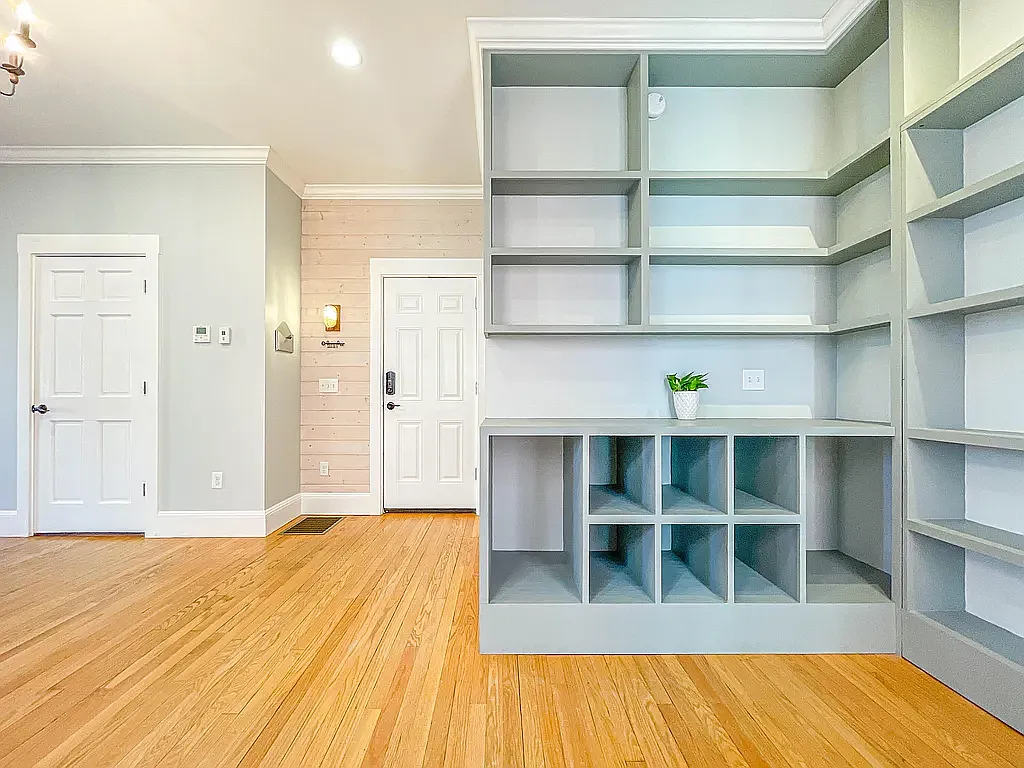 2 bed, 850 sqft, $2,800 — Photo 4