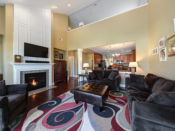5th image of 26 Ascot Ln