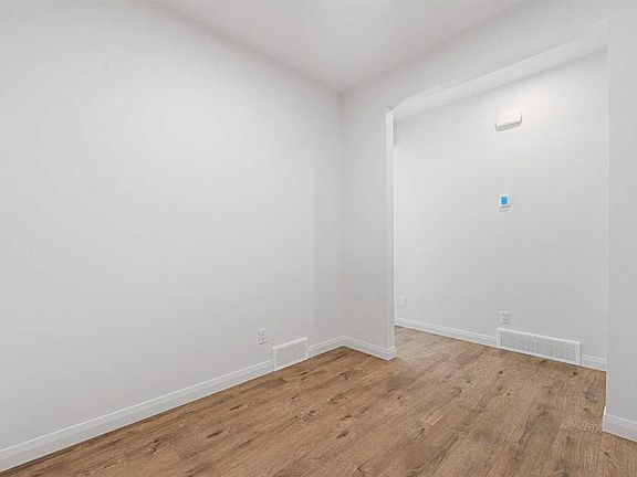 5th image of 95 W Dawson Wharf